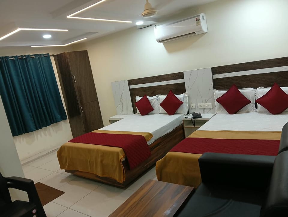 HoTEL RK GRAND Near Guntur Railway Station Hotel in Guntur