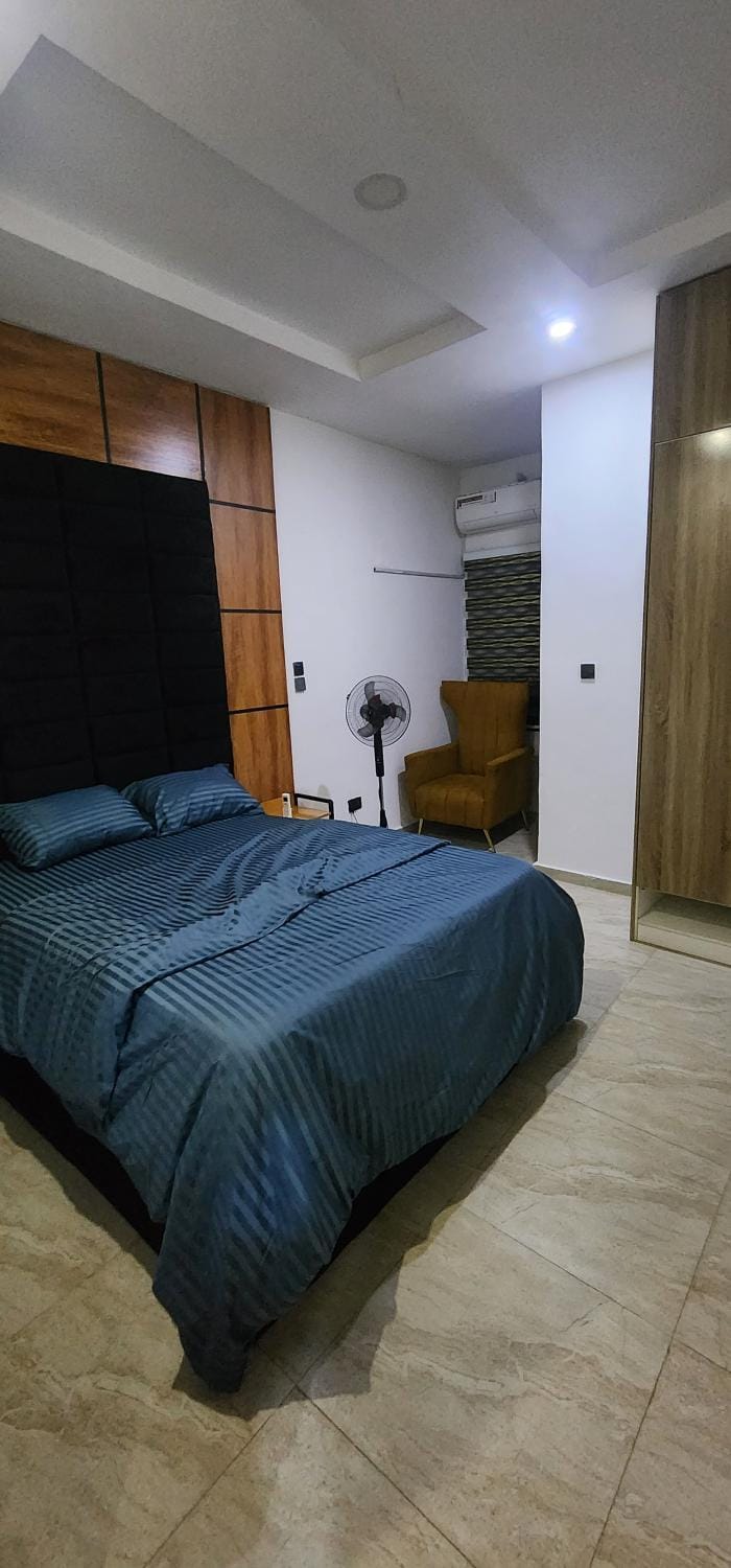 4 Bedroom and 2 living room with kitchen at VGC Bed and Breakfast in Lagos, Nigeria