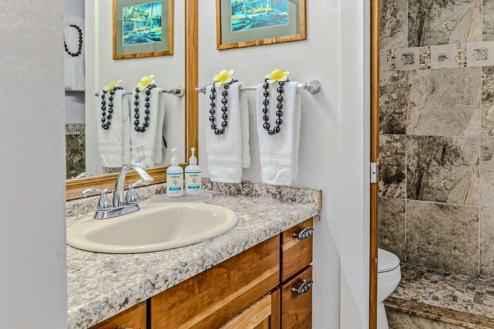 Shower, Bathroom, towels