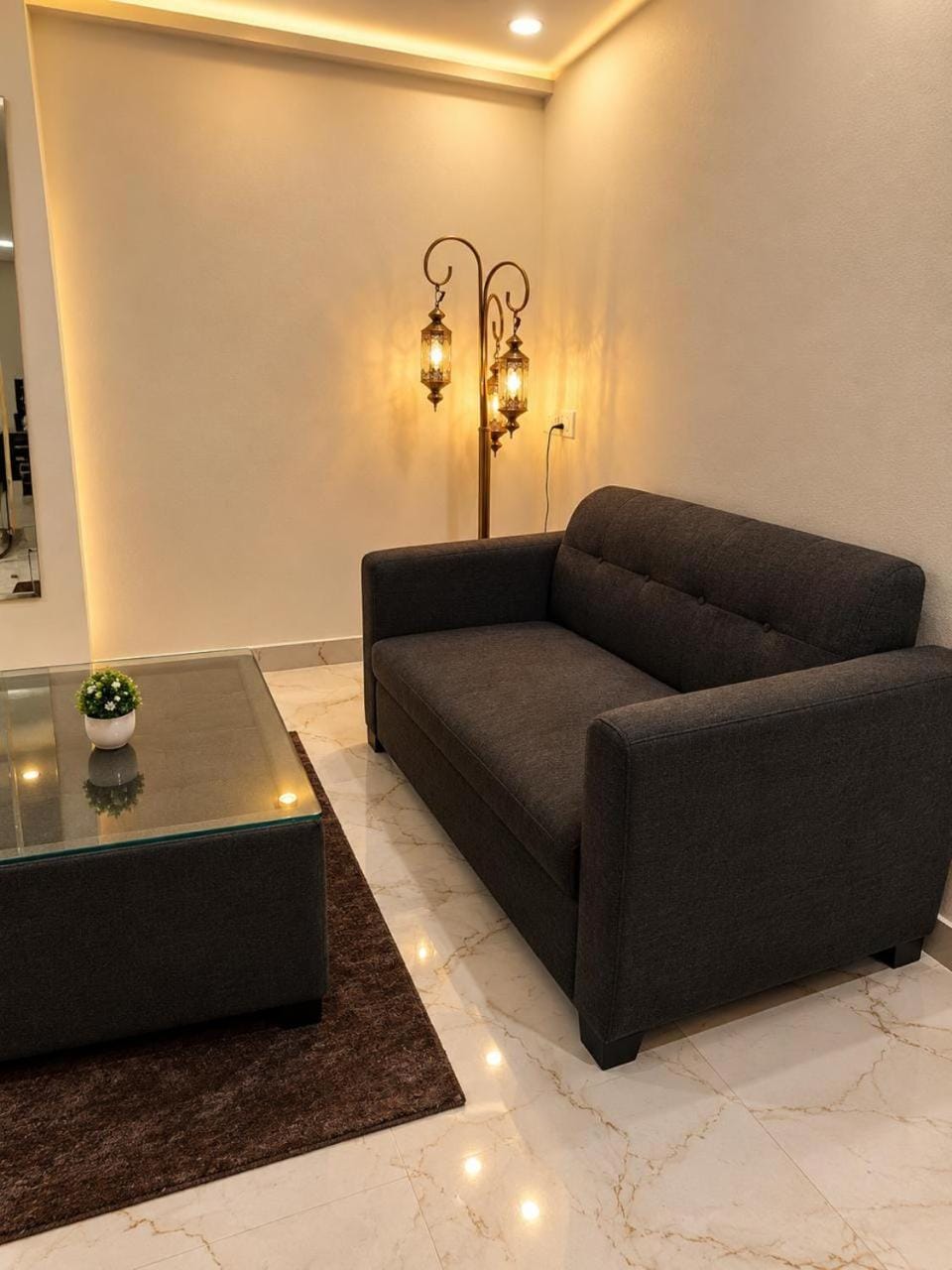 NSV Homes Luxurious Studio Near Medanta Hospital Apartment in Gurugram
