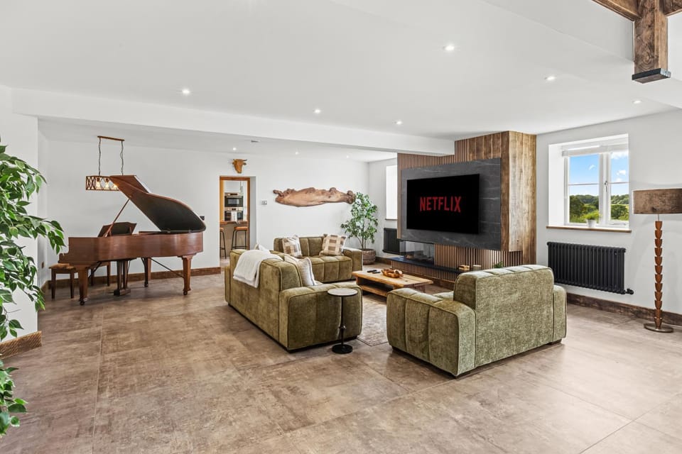 TV and multimedia, Living room