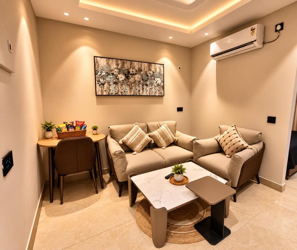 RiverOak Studio - Private Boutique Stay- Self Check-In Apartment in Noida