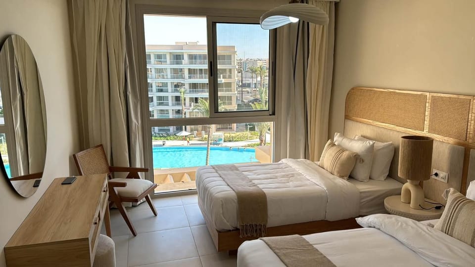 شاليه مراسي اطلاله علي حمام السباحه Marassi Chalet with a view of the swimming pool Apartment in Egypt