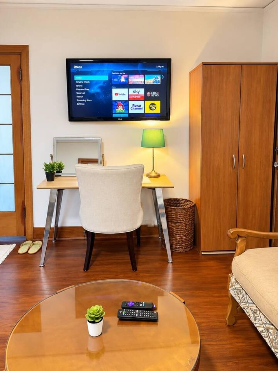 Prestige Executive Suite Vancouver Near YVR and Downtown Vacation rental in Vancouver