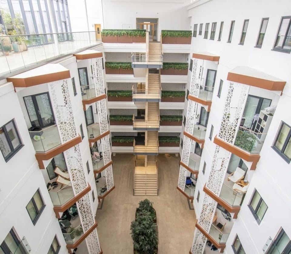 1 Bed Harlow Apartment - Free Parking - Wi-Fi - By The Home Makers Hub Apartment in Harlow