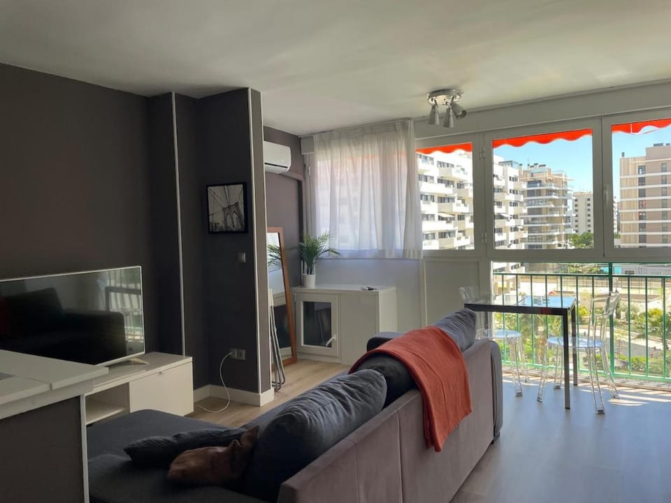 Estudio in Pau 5, 10 minutes from the beach Apartment in Alicante
