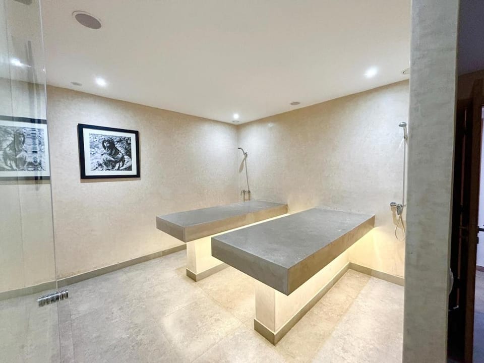 Villa A-Location exclusive Private Pool Hammam Villa in Marrakesh