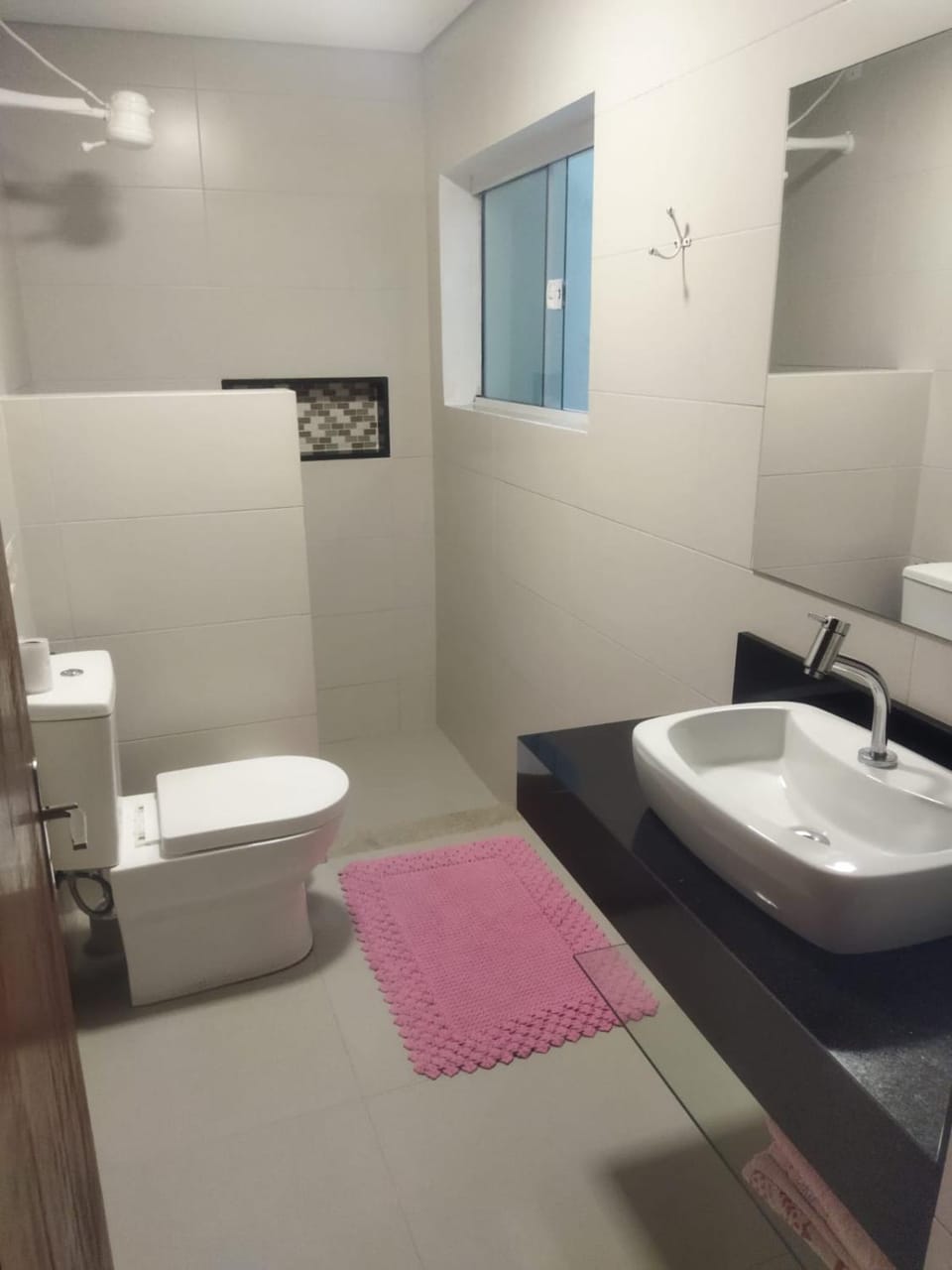 Beautiful house 550 meters from Cabeçudas Beach House in State of Santa Catarina