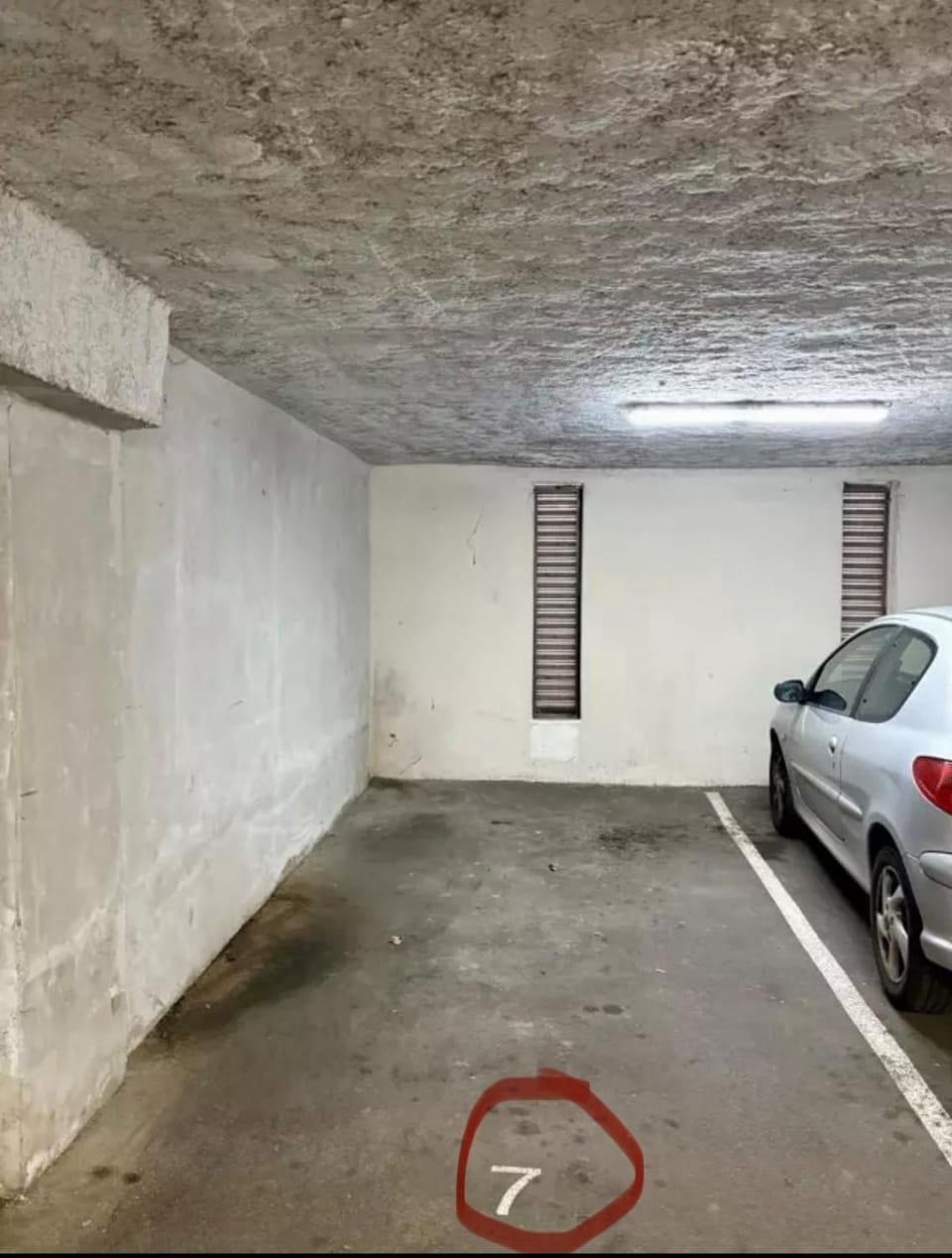 Superbe Appartement Chaleureux avec Parking Privé Apartment in Hauts-de-France