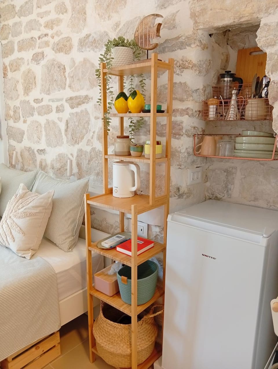 Coffee/tea facilities, Kitchen or kitchenette