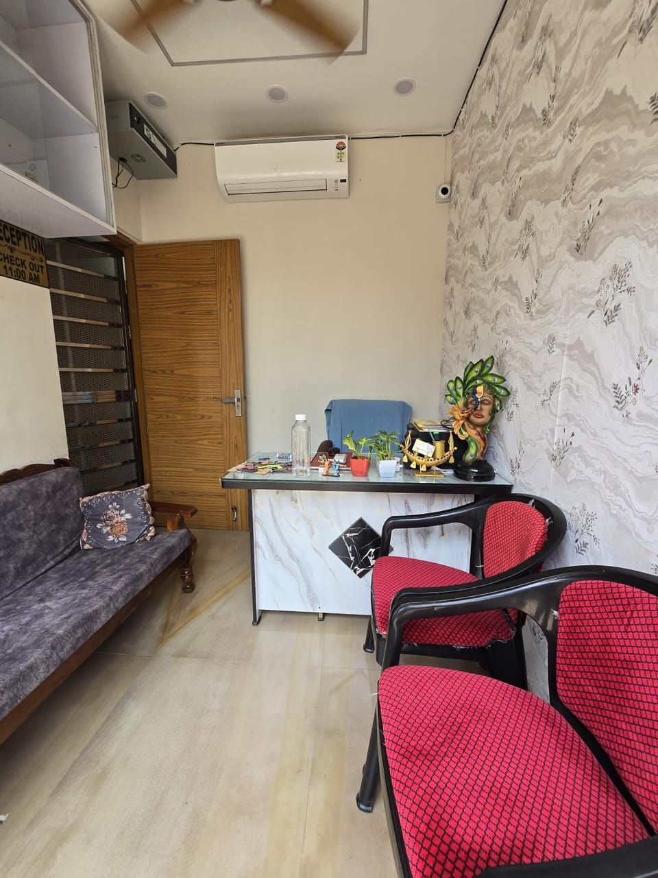 MakhanChor retreat Bed and Breakfast in Uttar Pradesh