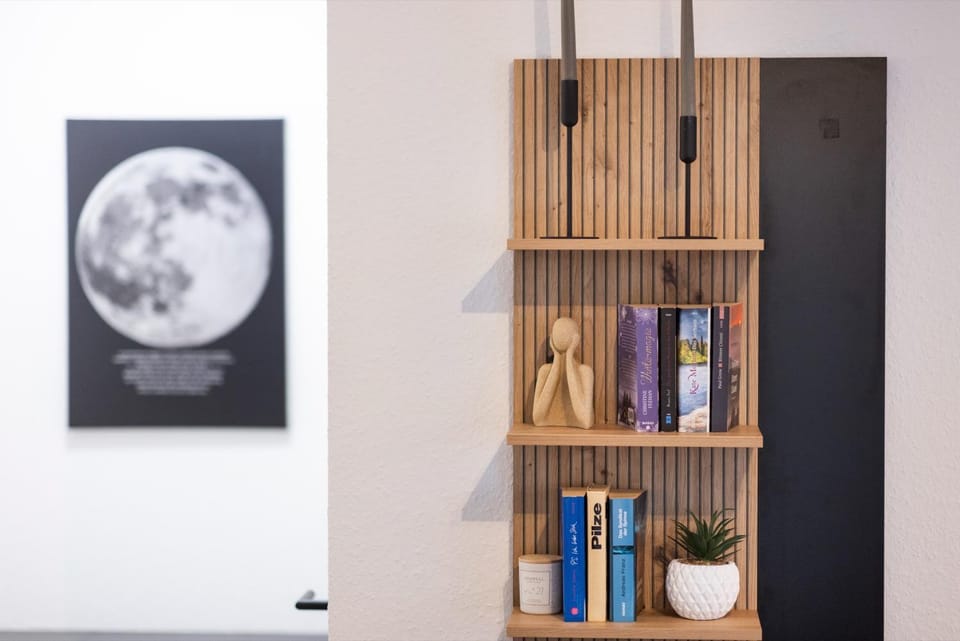 Library, Living room