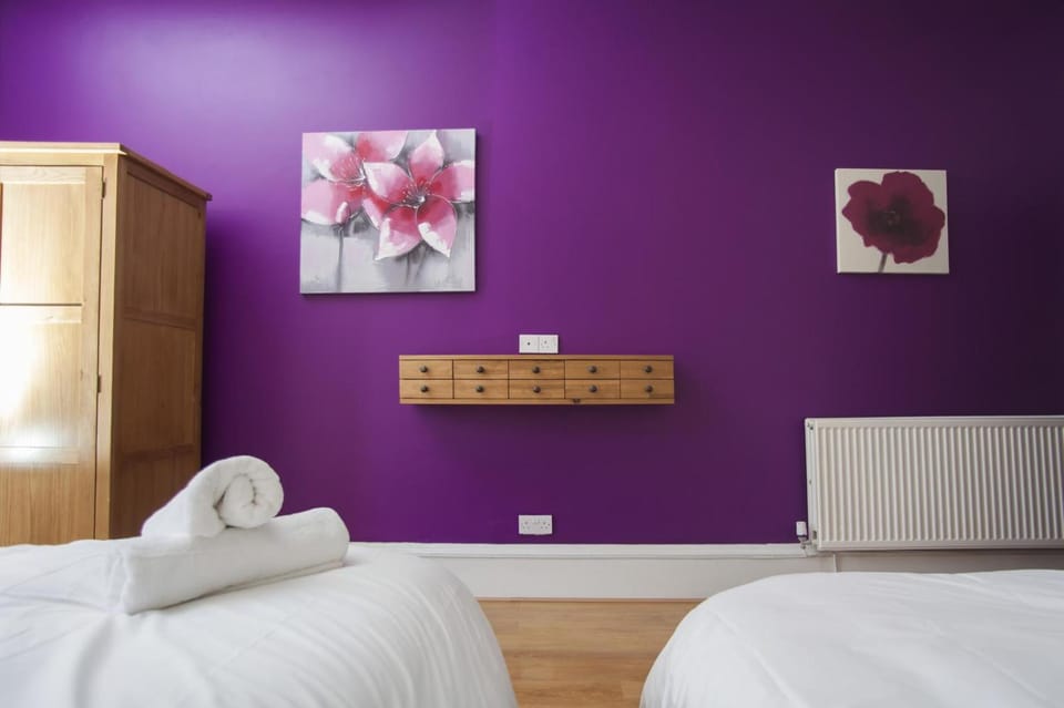 Lovely 3 bdrm Apartment by Meadows Apartment in Edinburgh