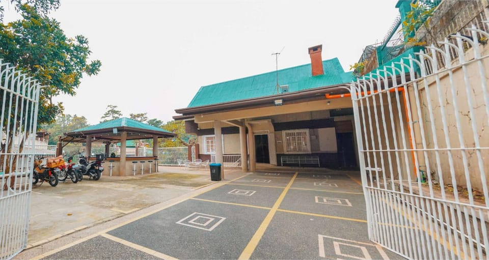 Highland Stays Budget Transient House Hostel in Baguio