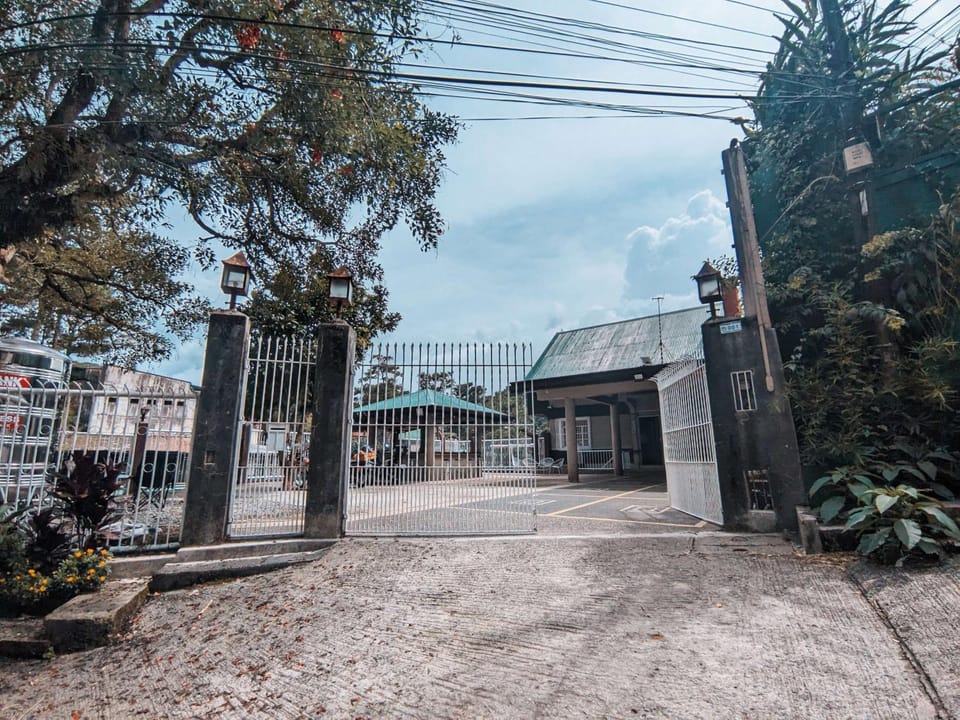 Highland Stays Budget Transient House Hostel in Baguio