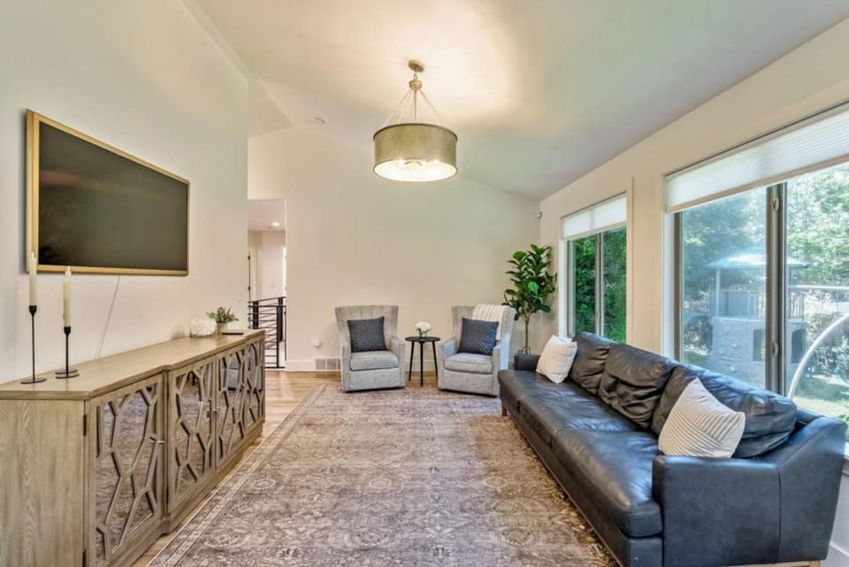 Peakview Paradise-Yard-Massage House in Cedar Hills