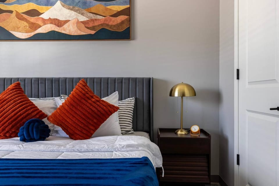 Bed, Bedroom