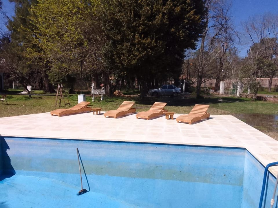 Hermosa Casa Quinta 5000m2 de parque !! House in Moreno