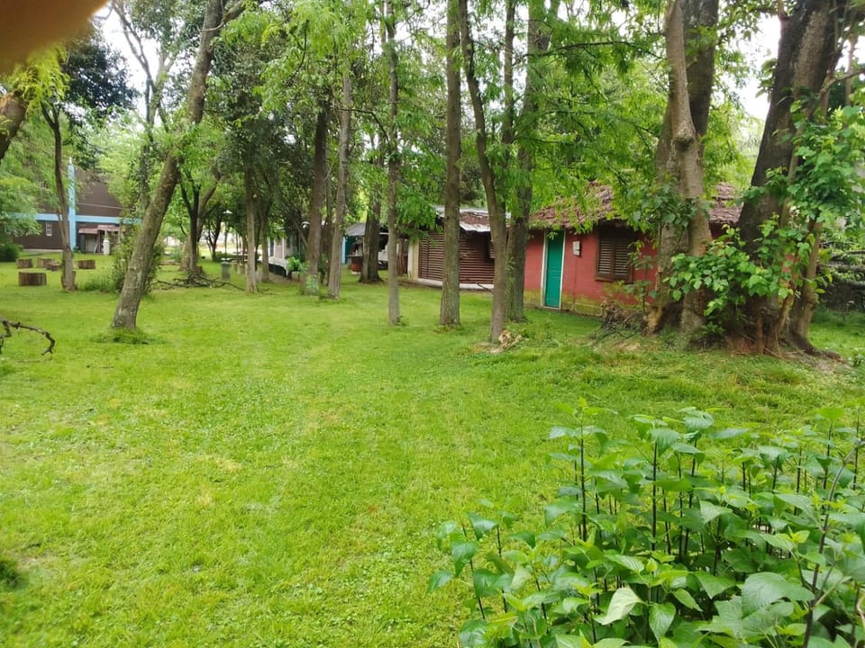 Hermosa Casa Quinta 5000m2 de parque !! House in Moreno