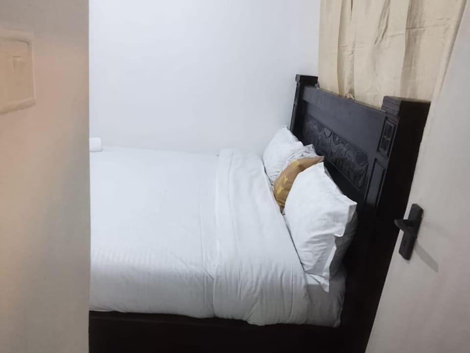 Cozy 2BR Near TRM Mall -Wi-Fi, Parking, Security Apartment in Nairobi County