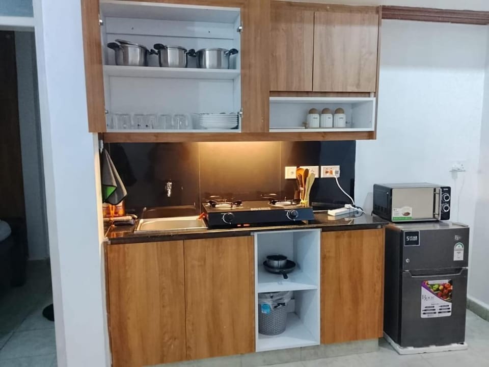 Cozy 2BR Near TRM Mall -Wi-Fi, Parking, Security Apartment in Nairobi County
