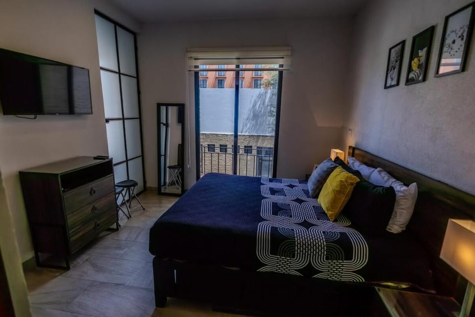 Loft Viena Alberca Connectivity and Total Comfort Apartment in San Miguel de Allende