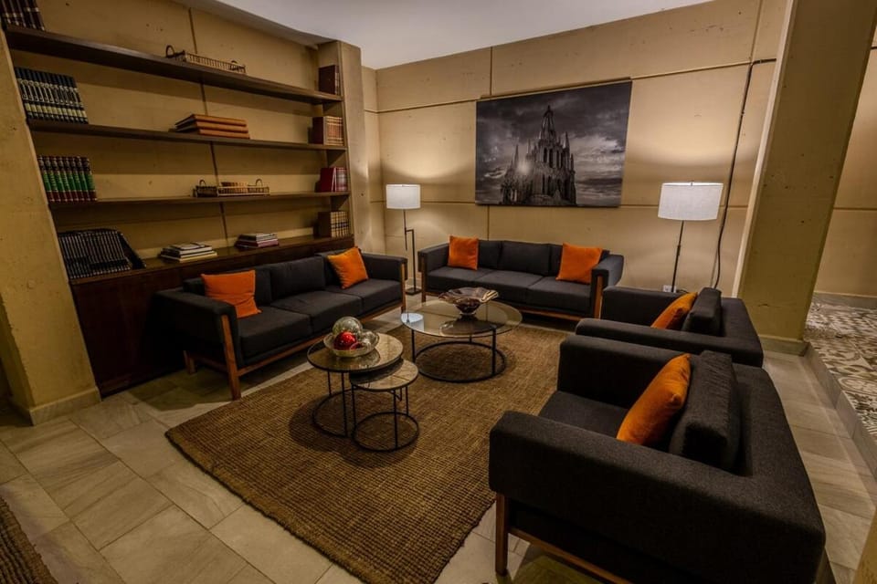 Loft Viena Alberca Connectivity and Total Comfort Apartment in San Miguel de Allende