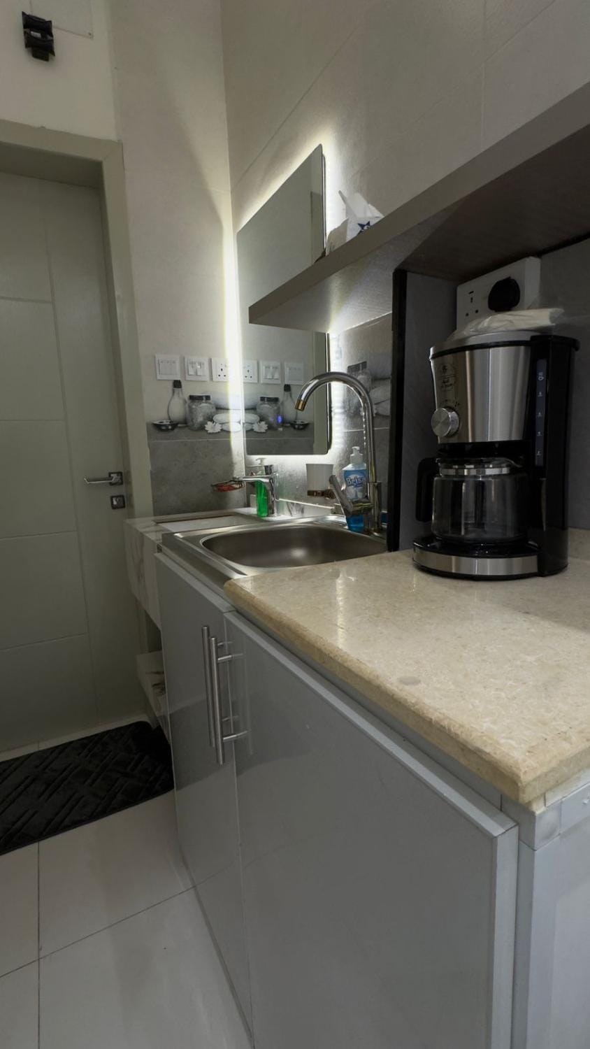 استديوا مودرين لمسه فندقه Apartment in Saudi Arabia