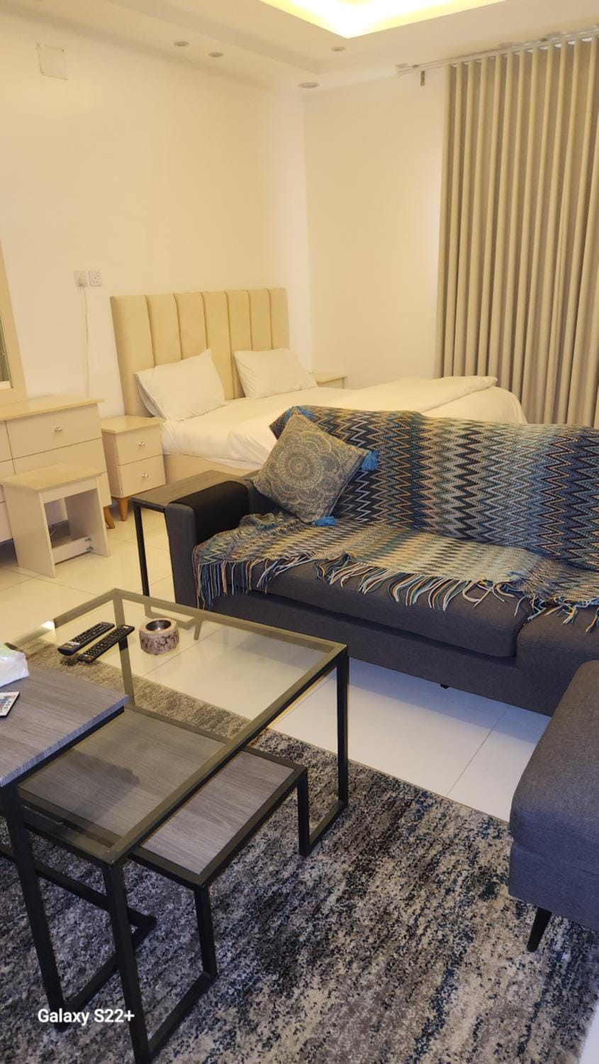 استديوا مودرين لمسه فندقه Apartment in Saudi Arabia