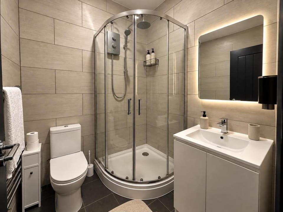 Stylish 1 Bedroom Apartment near Tower Bridge Apartment in London Borough of Southwark