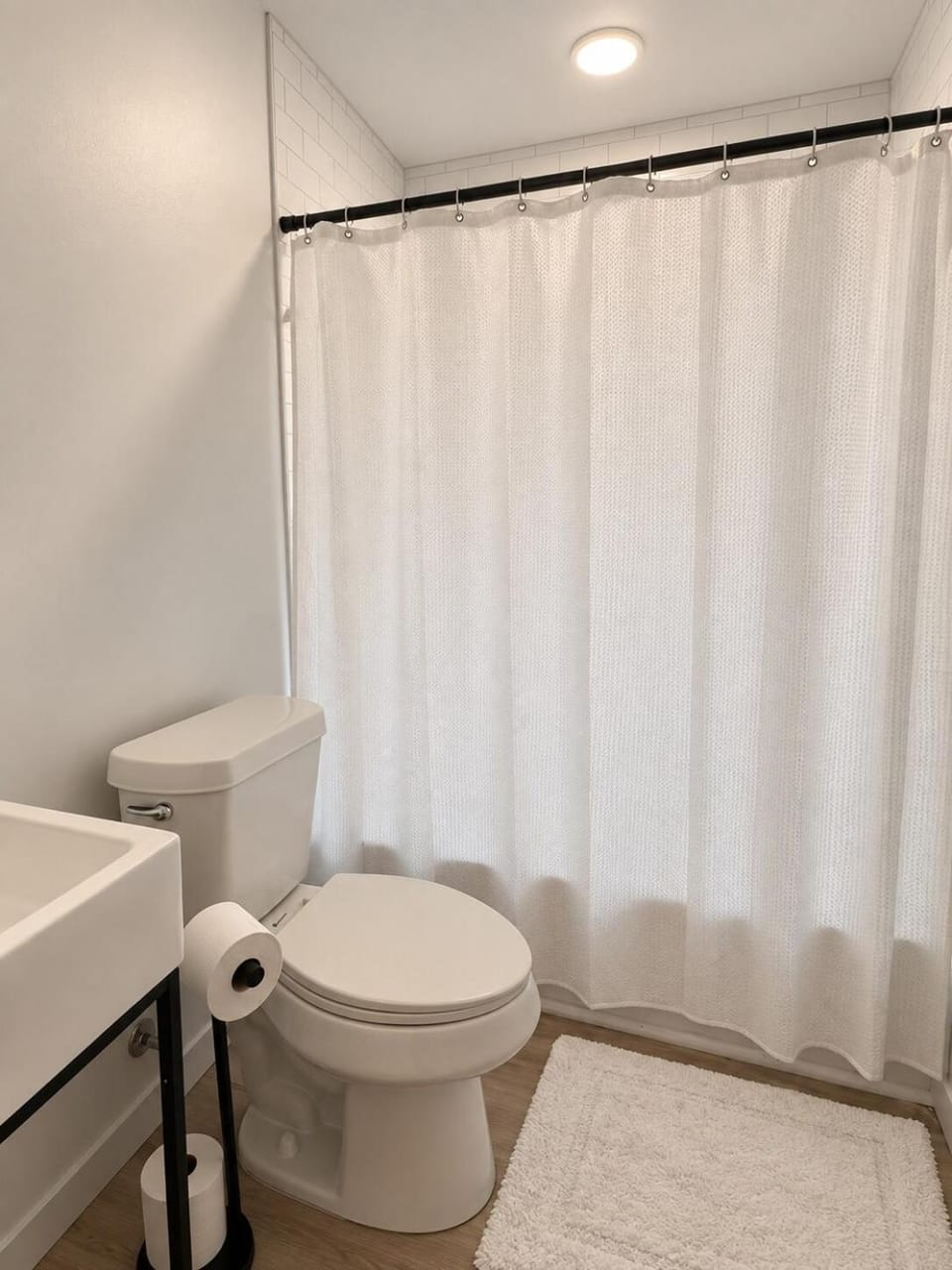 The Detroit Edit - Modern 1BR Apartment in Windsor