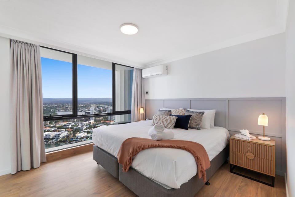 High-Rise 2-Bed Apartment in Surfers Paradise Apartment in Surfers Paradise