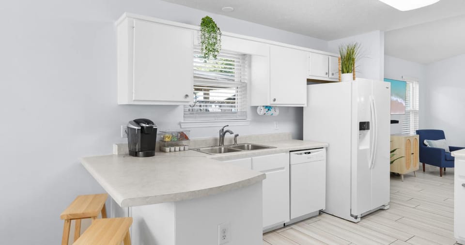 Pinetree Palace - 4BR Cozy Home House in Sunnyside