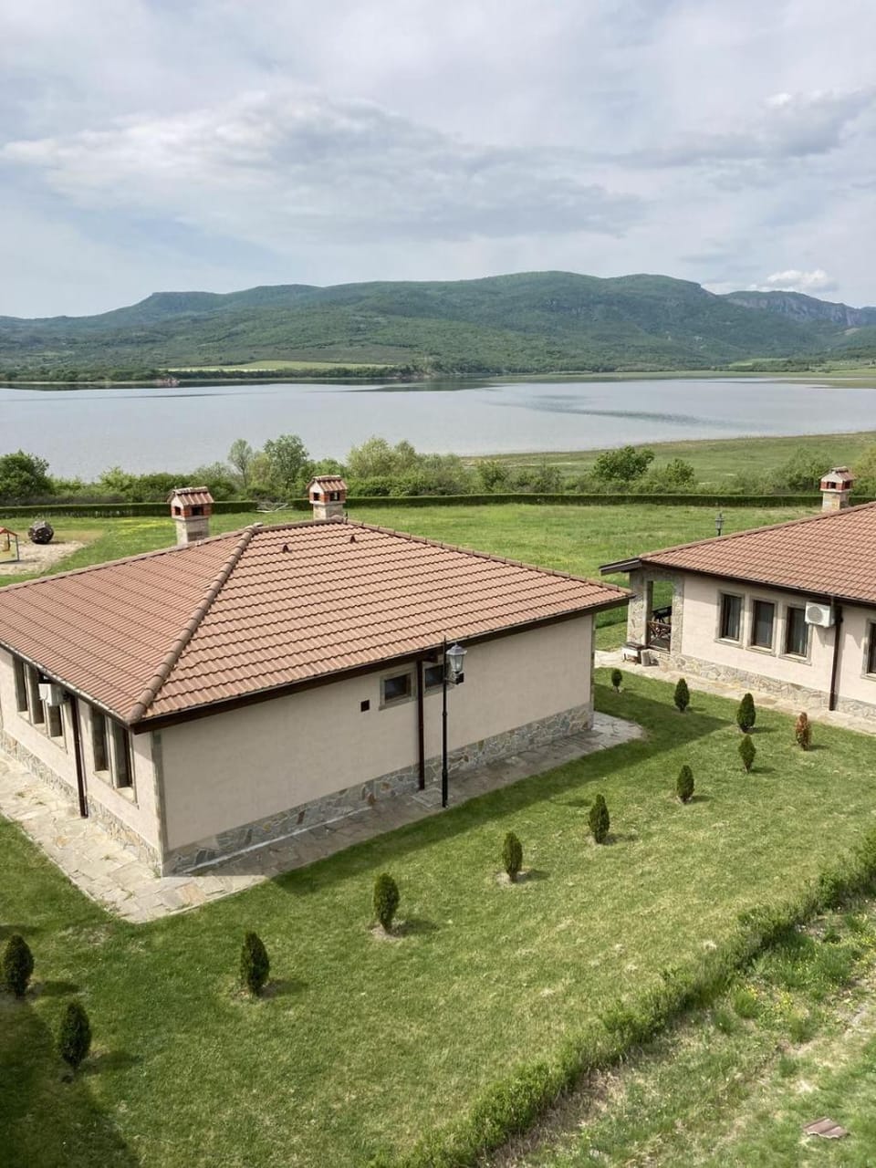 Property building, Spring, Lake view, River view
