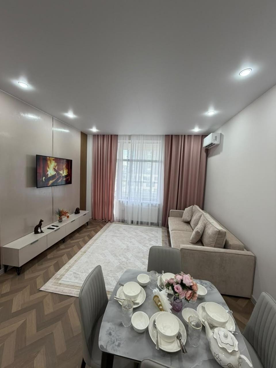 TV and multimedia, Coffee/tea facilities, Living room, Seating area