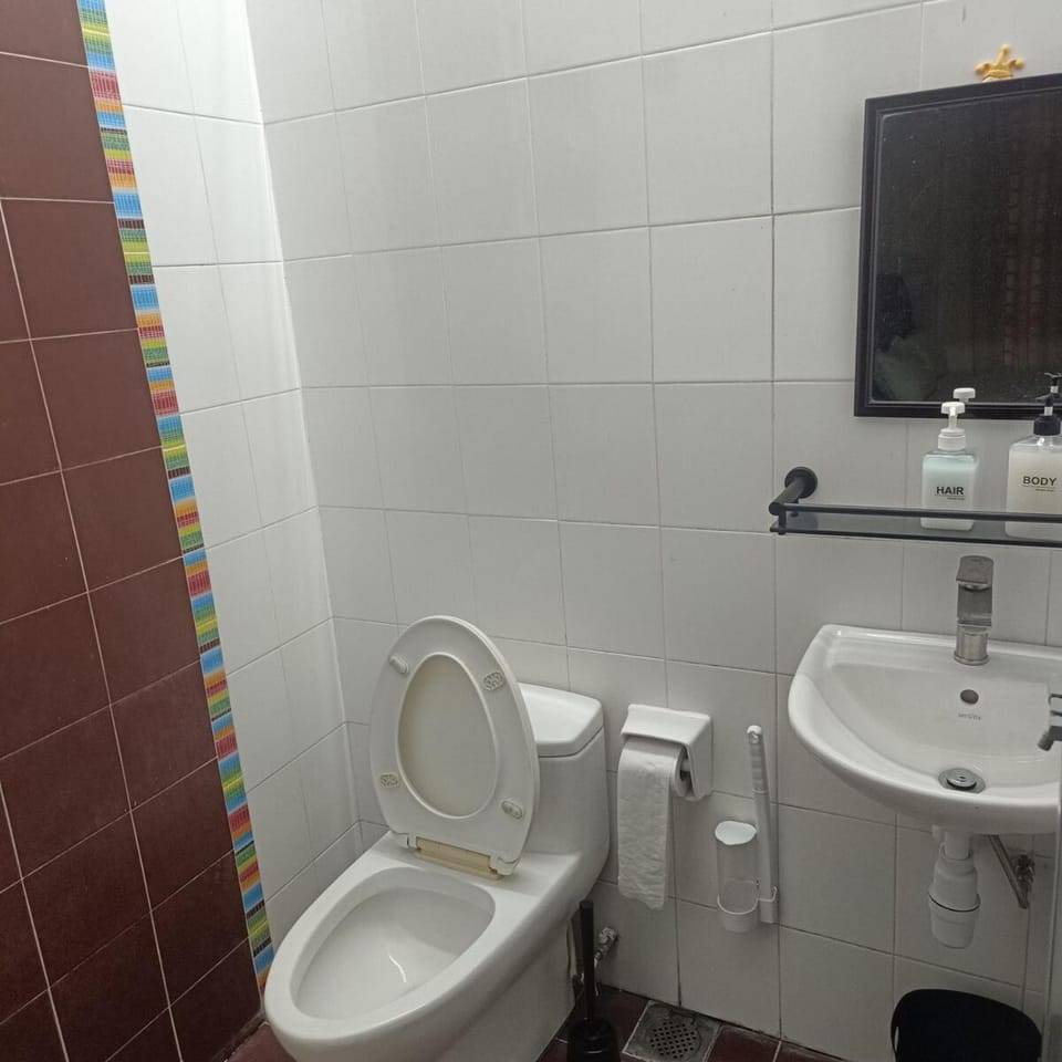 Cozy Zen next to Setia City Mall with Netflix House in Selangor, Malaysia