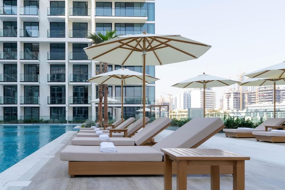 Stylish Studio Stay Binghatti Phoenix Apartment in Dubai