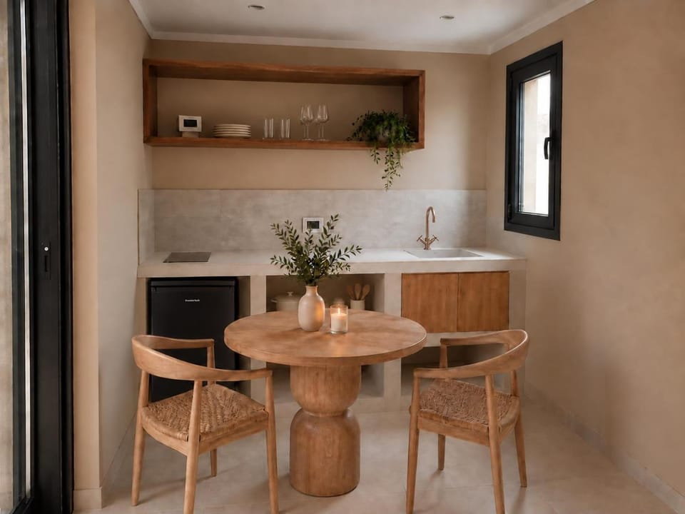 Kitchen or kitchenette, Living room, Dining area