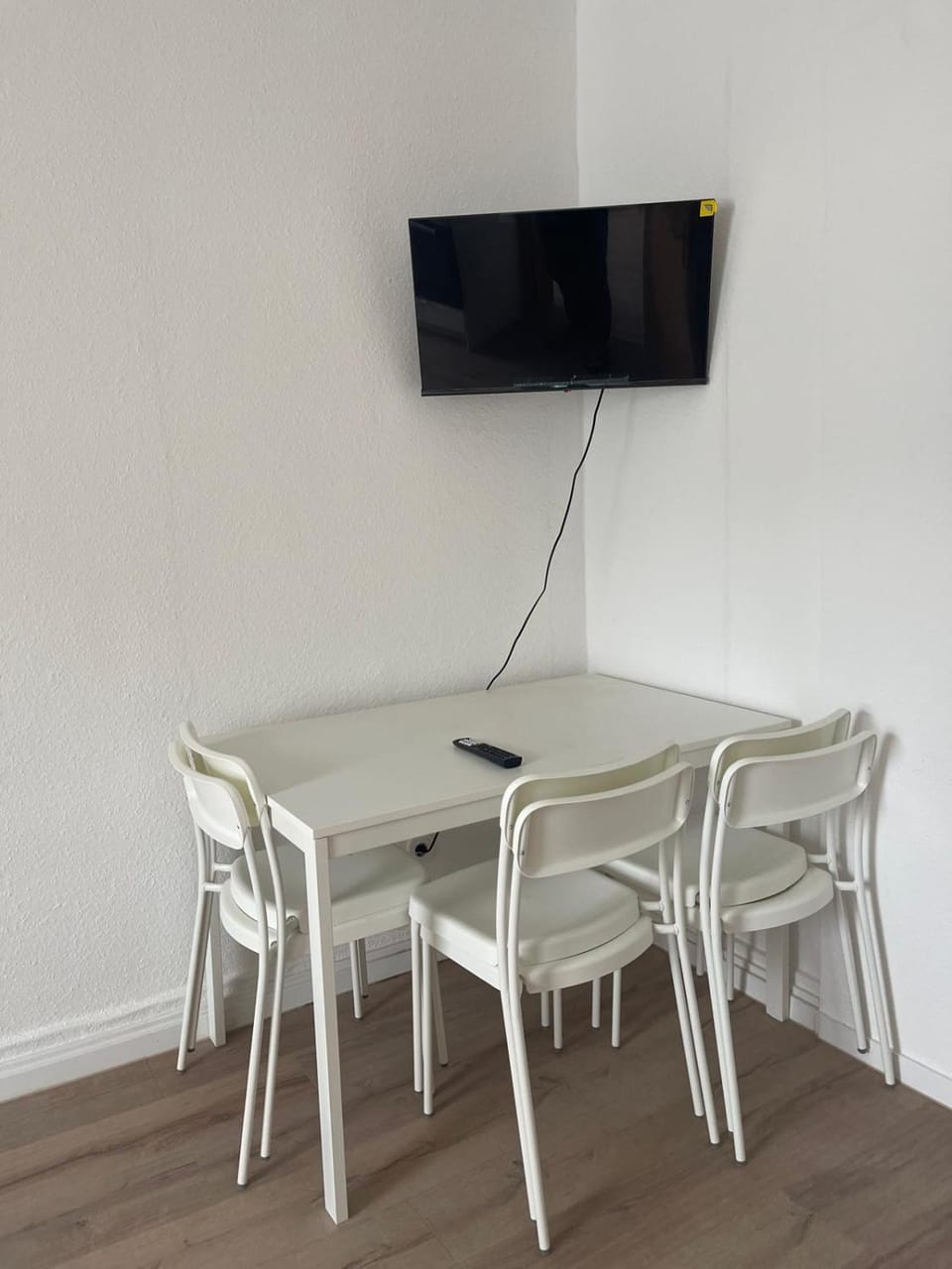 2026 renovated apartment with 6 beds Apartment in Wuppertal