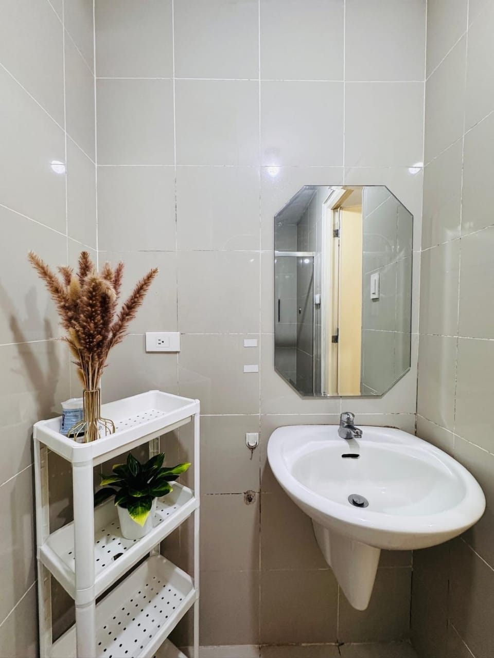 Staycation at Grass Residences Midnight Chaser Apartment in Quezon City