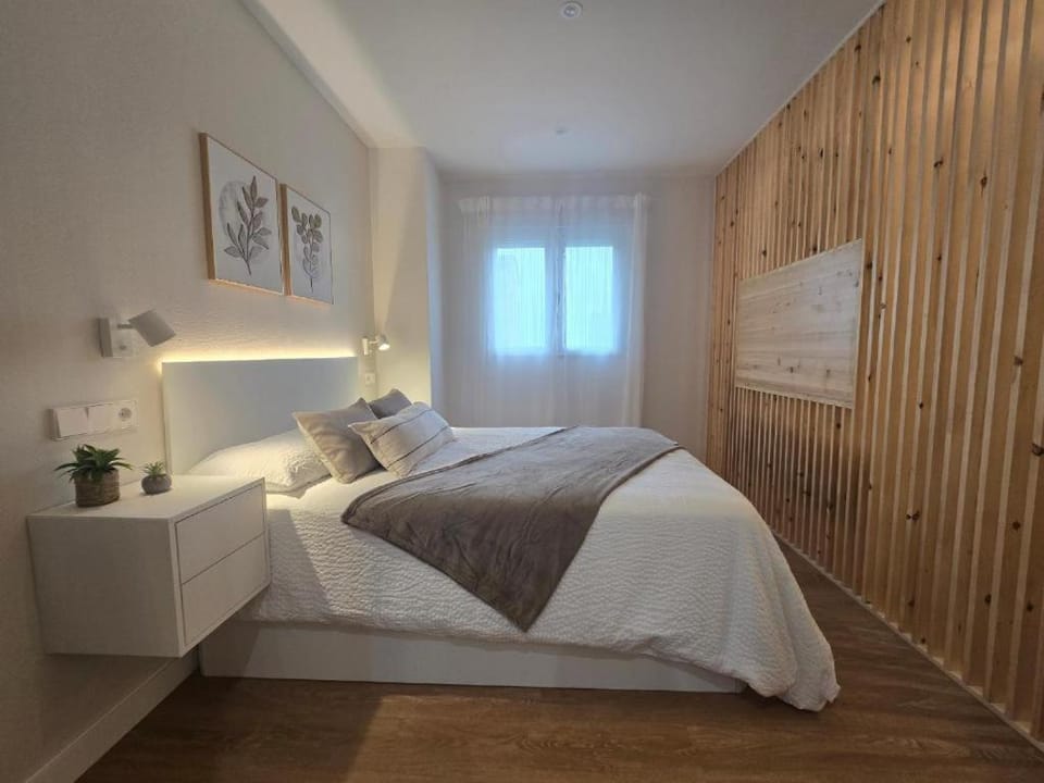 Altamira 216 Urban Suites Apartments Apartment in Santander