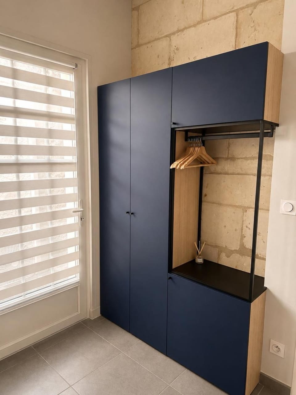 wardrobe