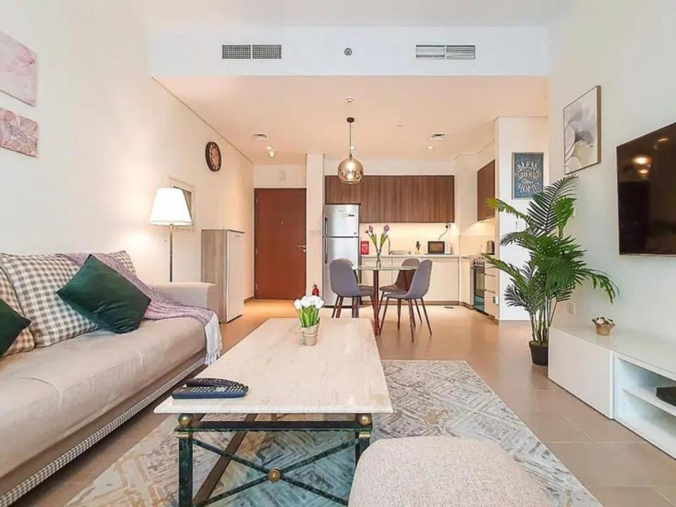 Cozy 1 Bedroom in Park Heights 2, Dubai Hills Apartment in Dubai