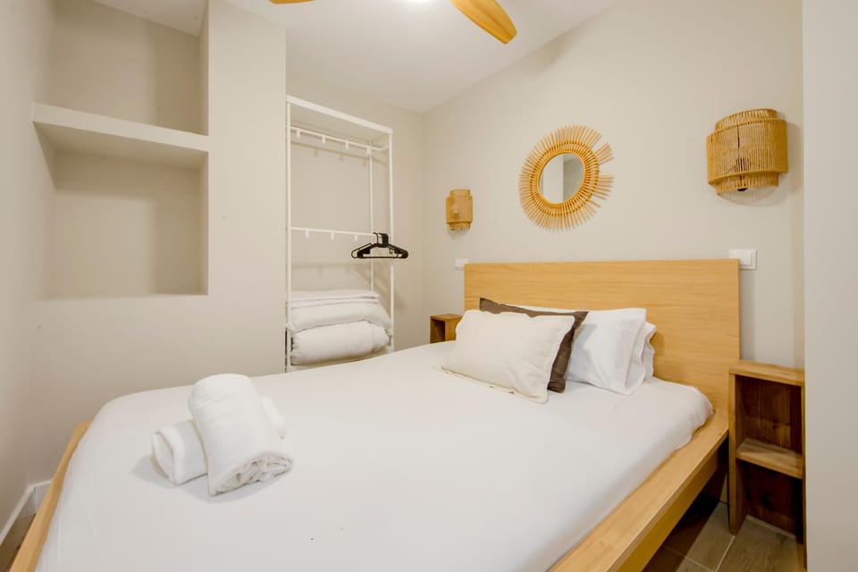Bed, Bedroom