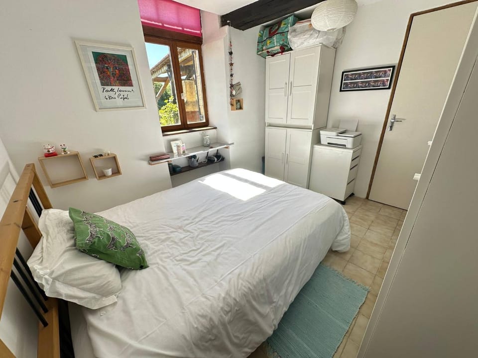 Living room, Bedroom