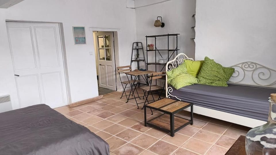 Studio cosy à Mirmande Apartment in Provence