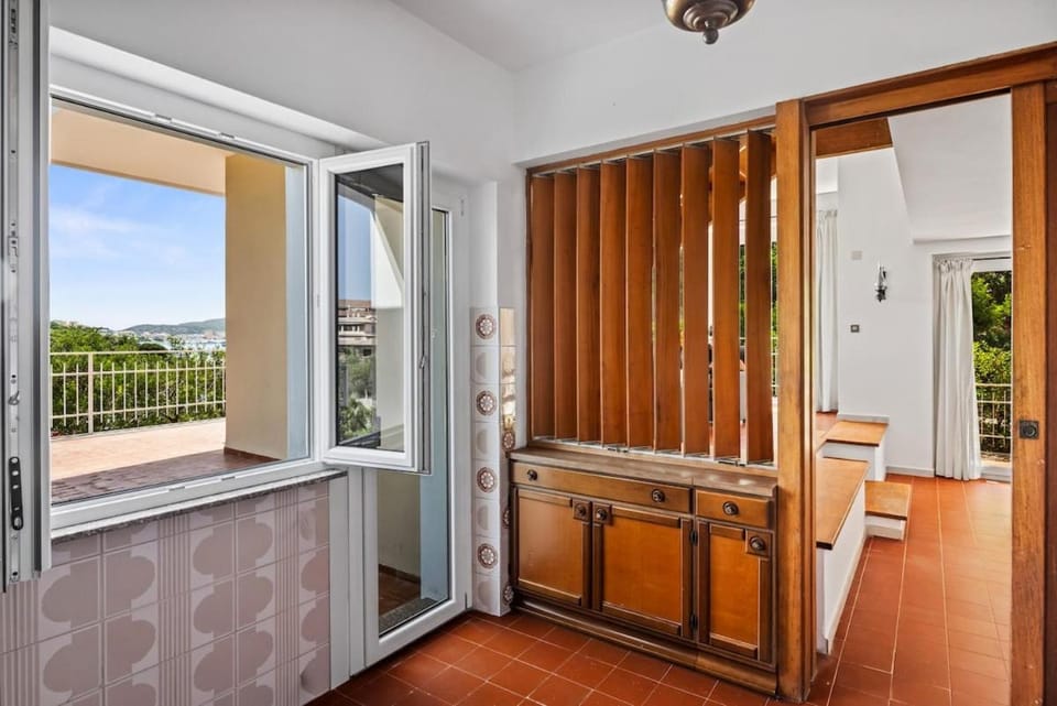 Villa Fifth - Capo Figari View & Beach 50 mt Apartment in Golfo Aranci