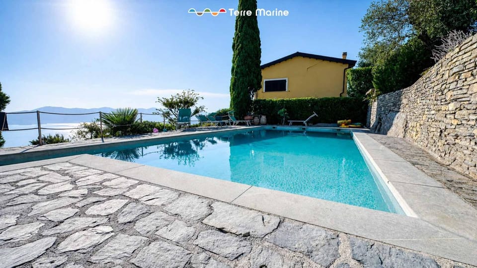 Shelley's Retreat - Poets Terrace, Terre Marine Apartment in Lerici