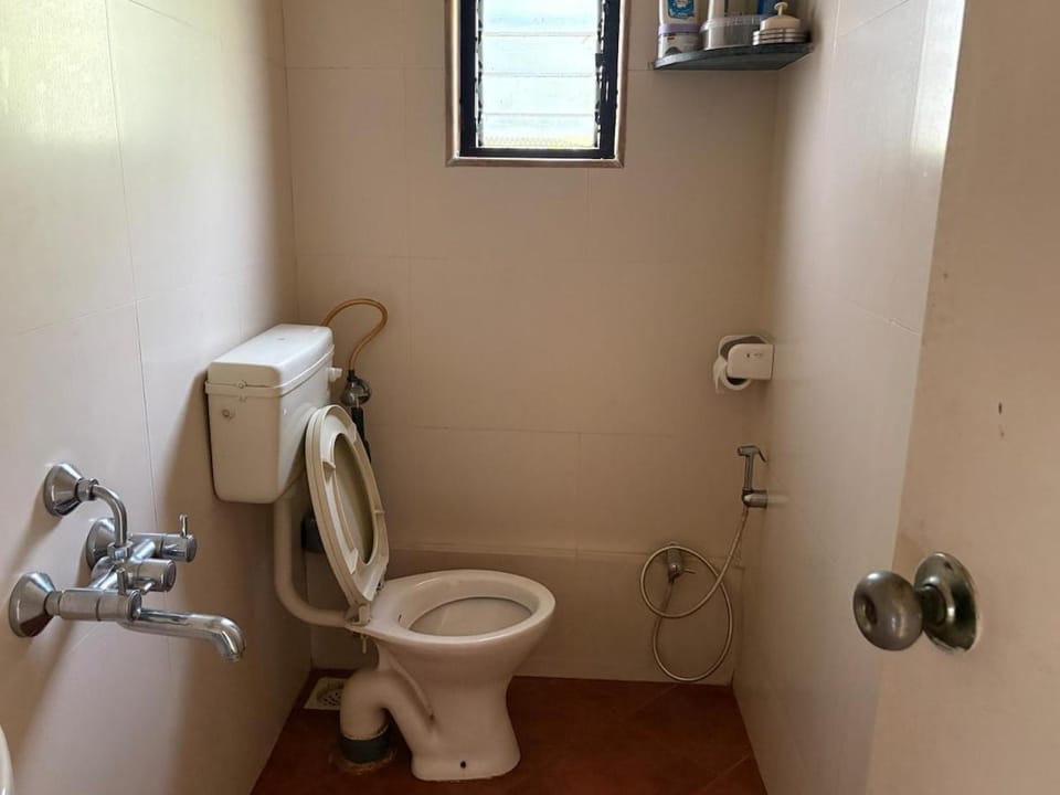 Cozy, equipped, well-connected 3BHK Row House House in Pune