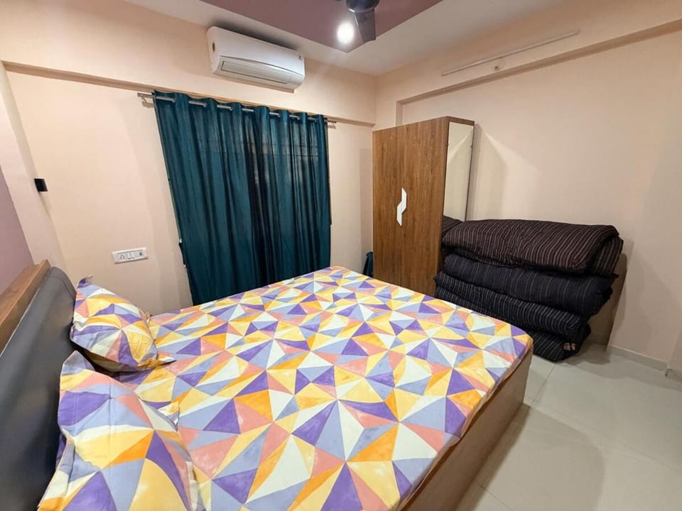Musafir House Cozy 1 BHK Stay DAMAN Apartment in India
